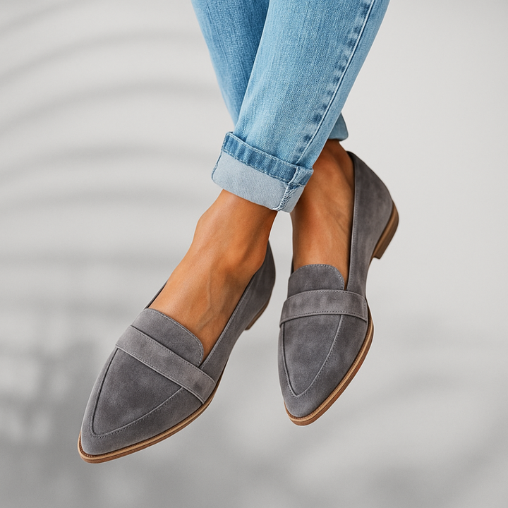 Amna | Sleek Toe Loafers