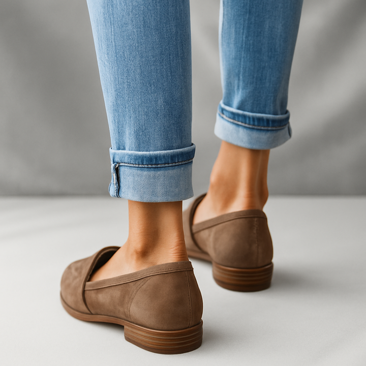 Amna | Sleek Toe Loafers