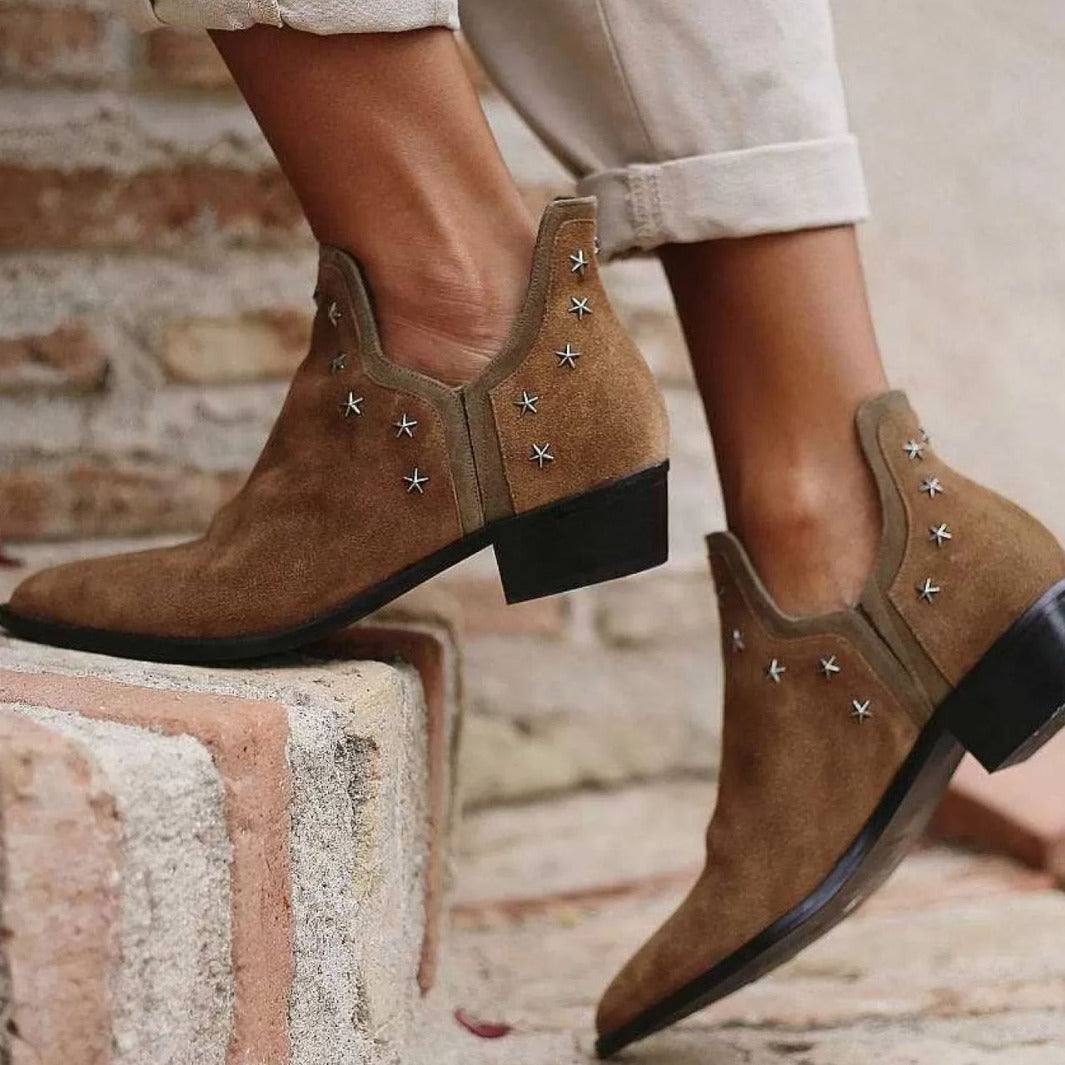 Marwa | Western Boots With Studs