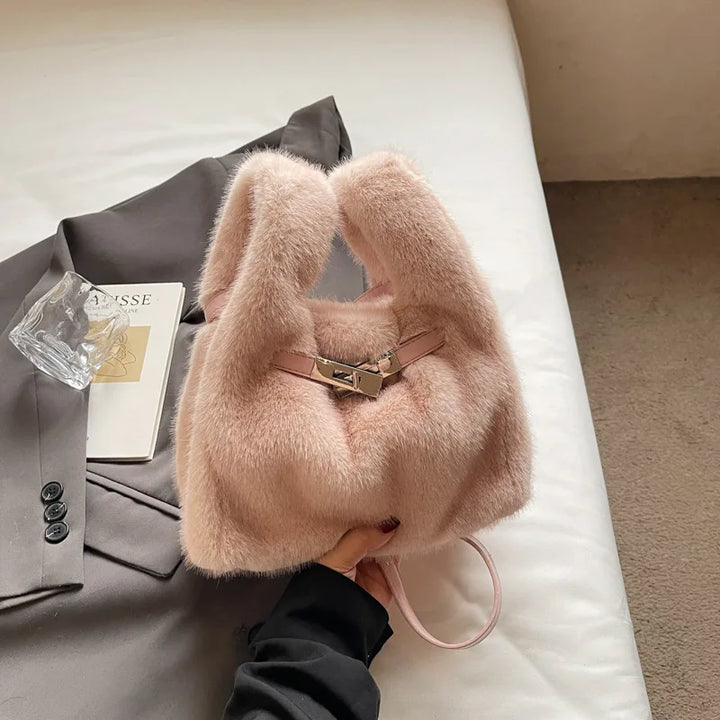 Nada | Faux Fur Everyday Shoulder Bag