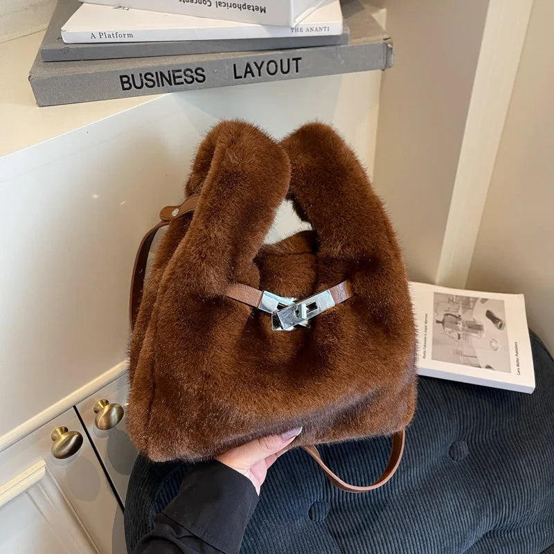 Nada | Faux Fur Everyday Shoulder Bag