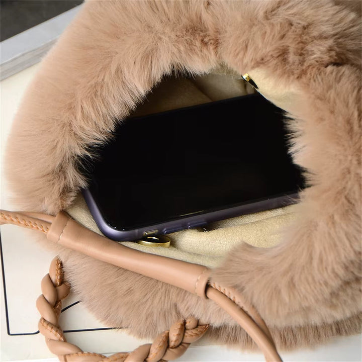 Safiya | Plush Pumpkin Shoulder Tote