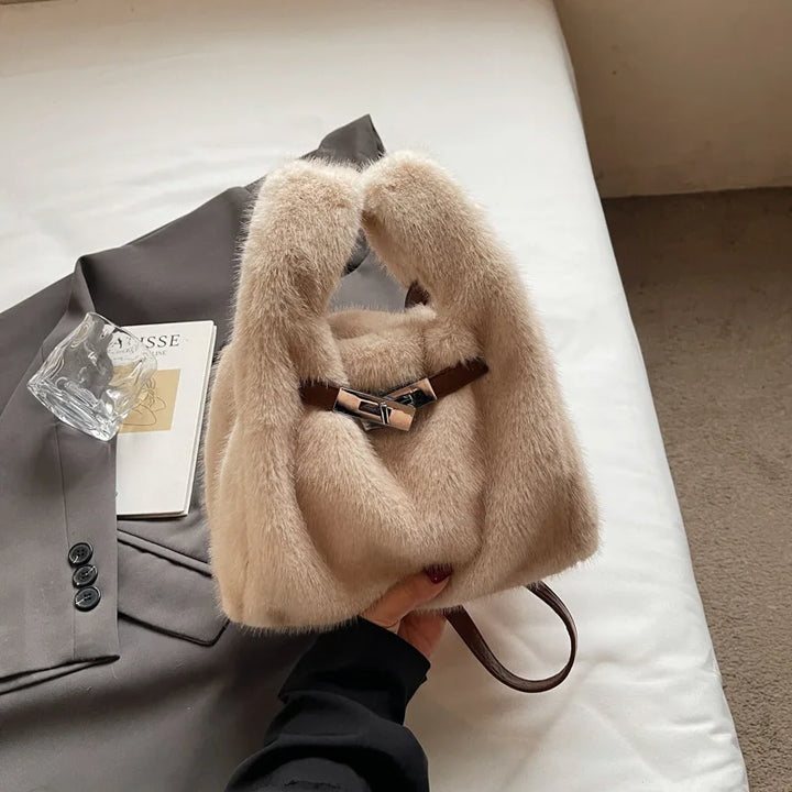 Nada | Faux Fur Everyday Shoulder Bag
