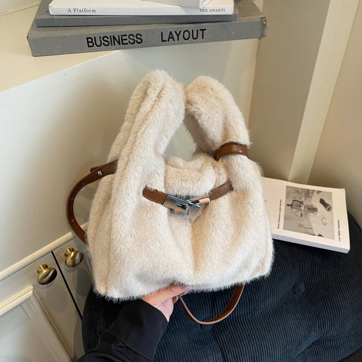 Nada | Faux Fur Everyday Shoulder Bag