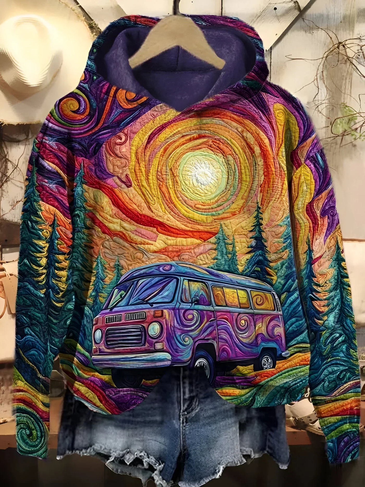 Dakota - Retro Roadtrip Hoodie